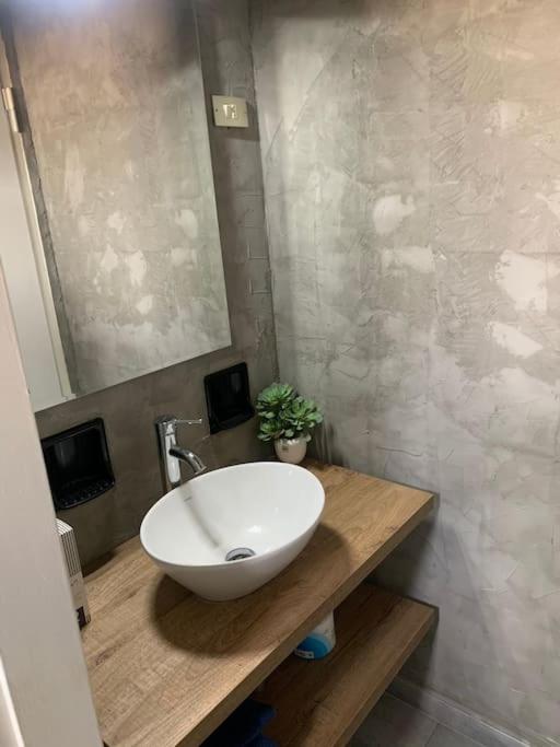 Milano Besana Rent House Apartment ภายนอก รูปภาพ