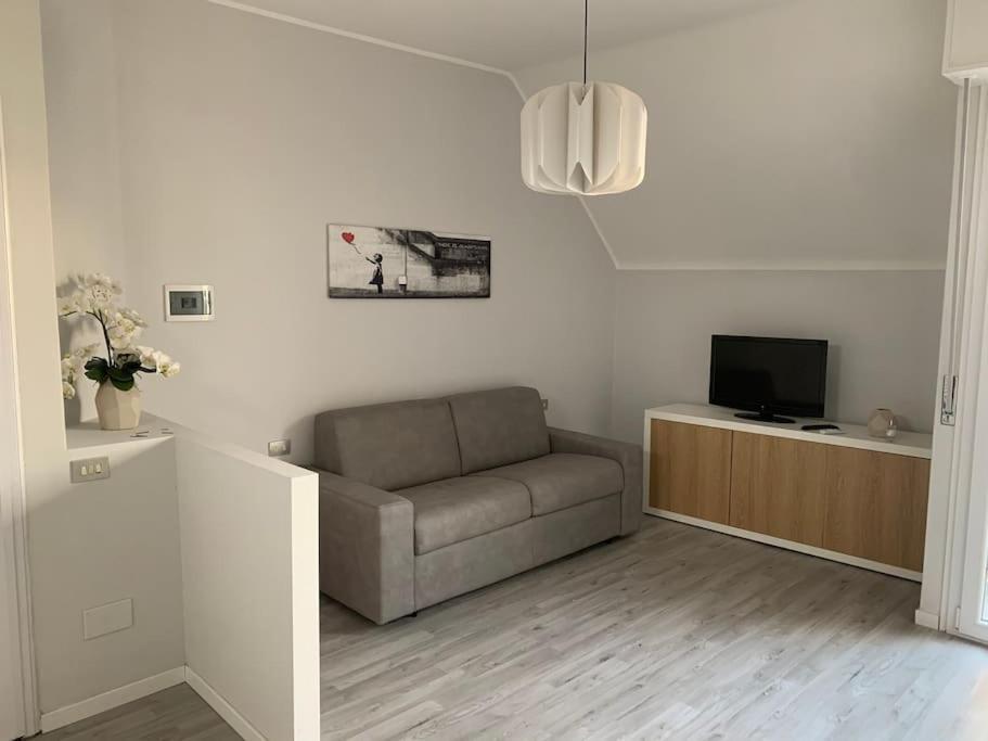 Milano Besana Rent House Apartment ภายนอก รูปภาพ