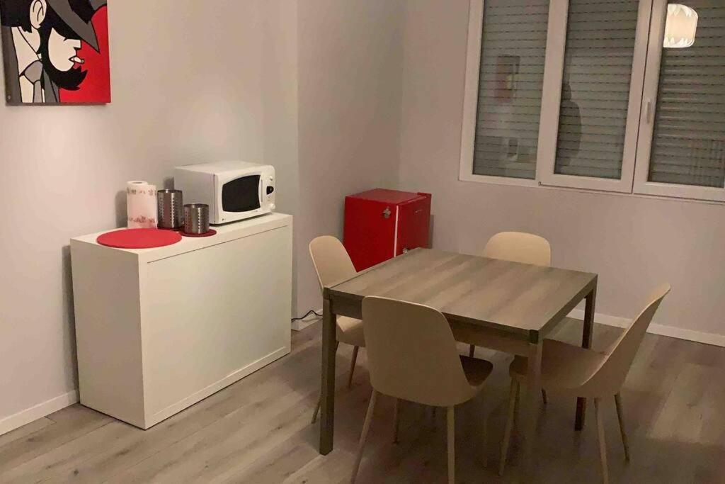 Milano Besana Rent House Apartment ภายนอก รูปภาพ